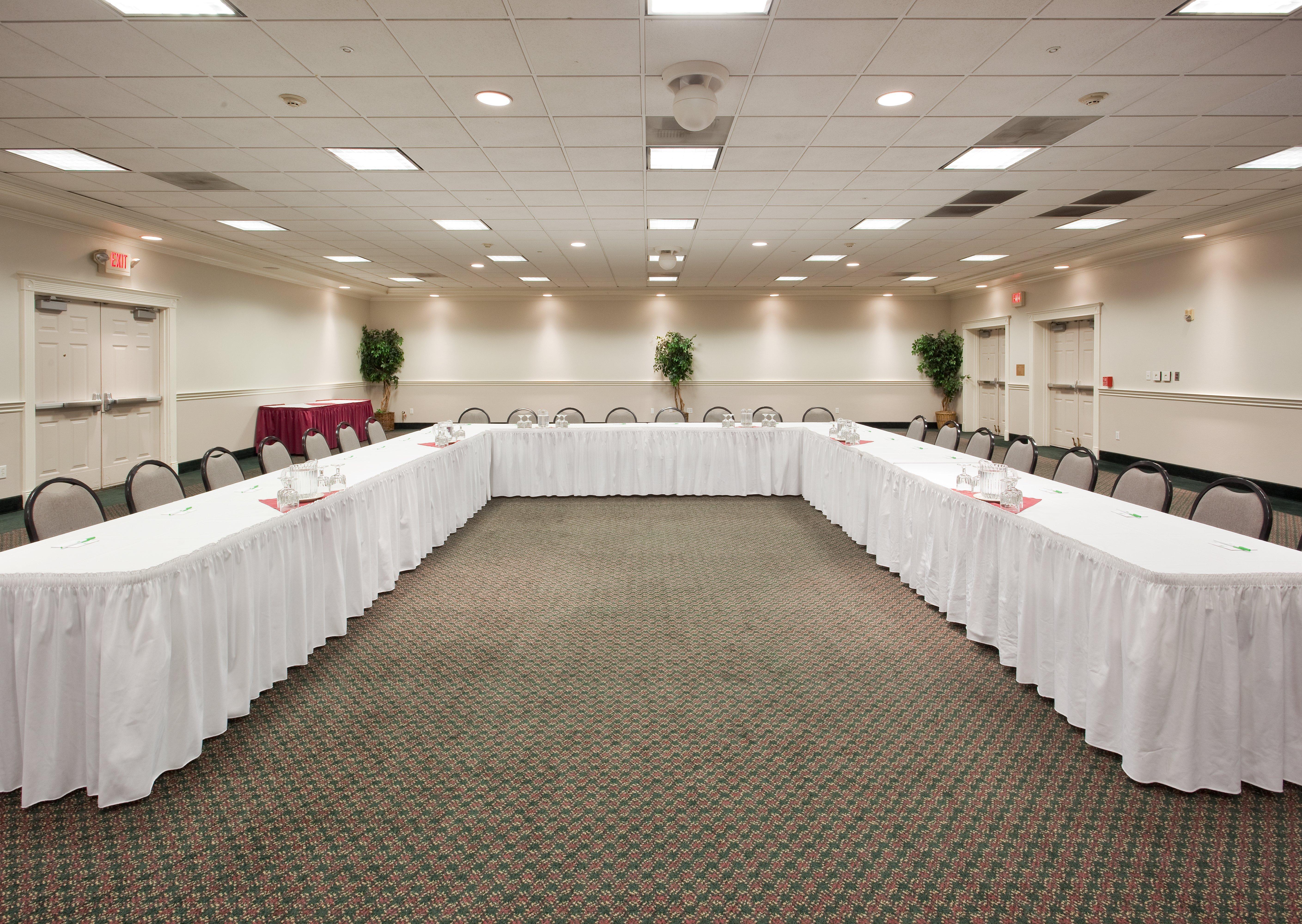 Holiday Inn Redding By Ihg Kültér fotó