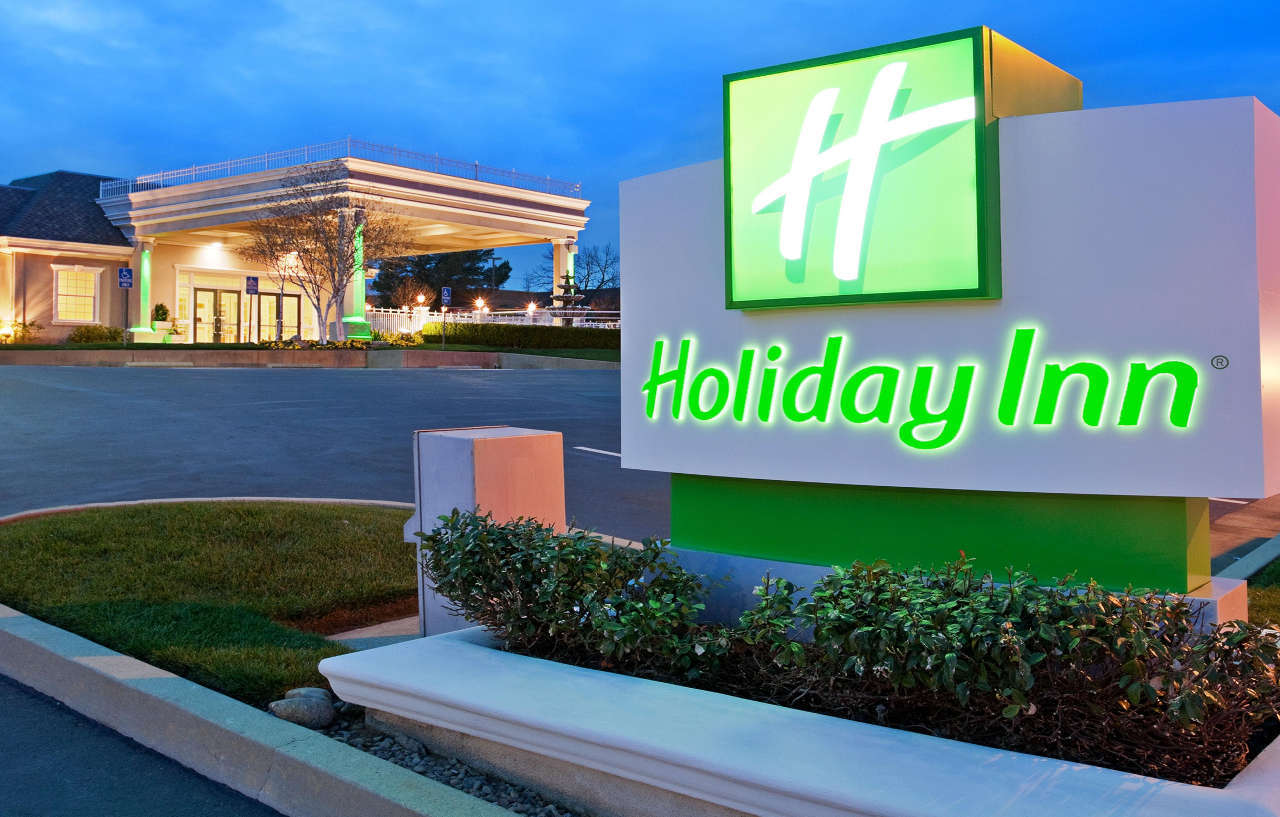 Holiday Inn Redding By Ihg Kültér fotó
